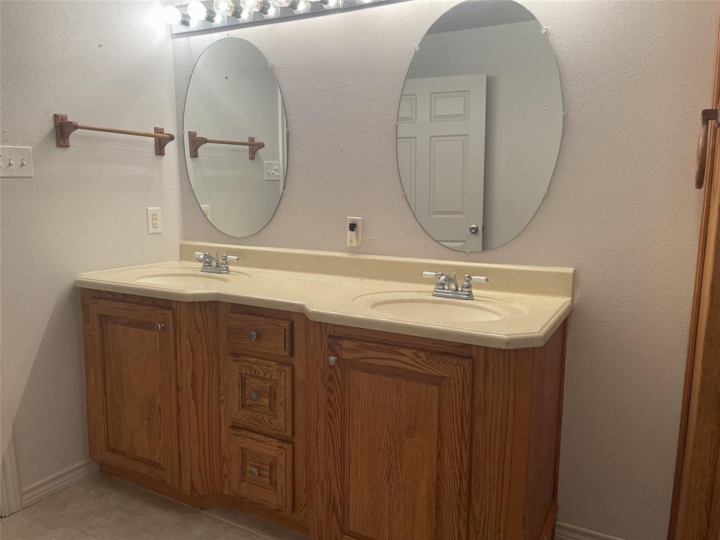 D Avant Surv A-3 - Residential