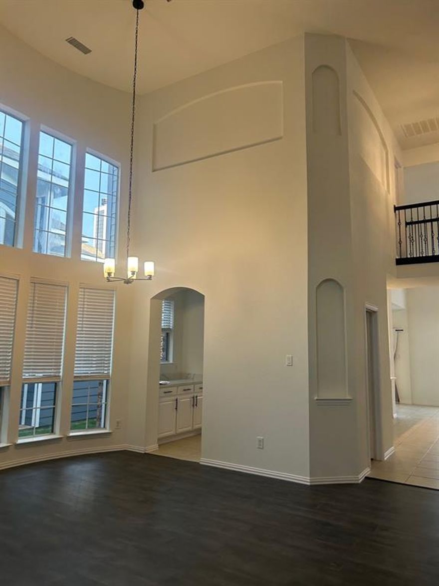 Available immediately, remodeled large house for lease. Updated bathrooms, kitchen, vaulted ceiling, floor to ceiling large windows, hardwood floors, granite countertops, stainless steel appliances, open floor plan, 4 bed, 3.1 bath, 3 car garage, 3 large living, 2 dining, and fenced yard. Must see. Mckinney ISD.