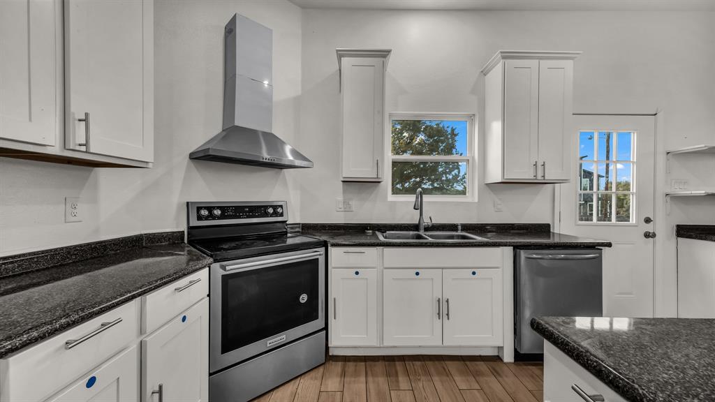 Canyon Creek III - Residential