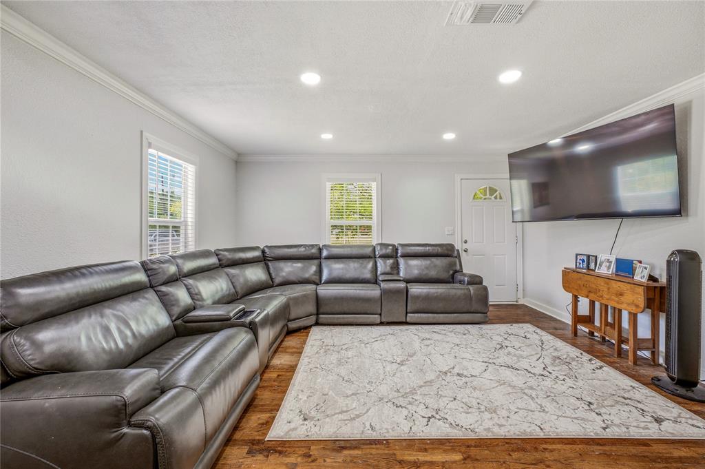111 Medlan Chapel Road
