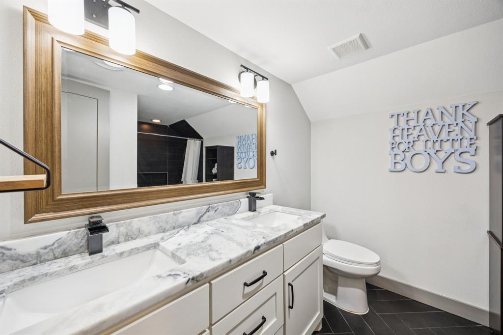 HILLCREST HOMES - Residential