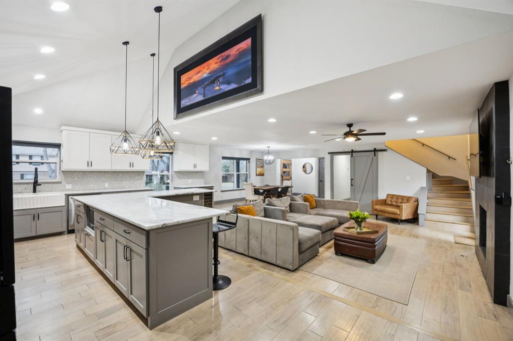 HILLCREST HOMES - Residential