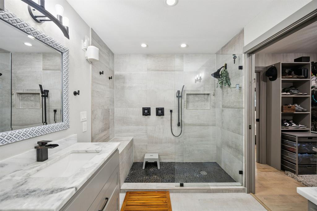 HILLCREST HOMES - Residential