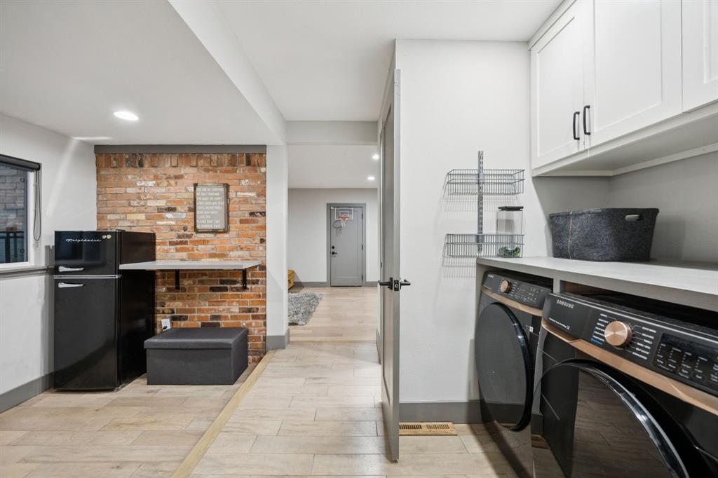 HILLCREST HOMES - Residential