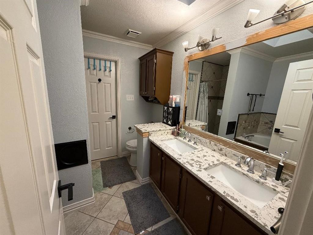 Hillcrest Estate - Residential