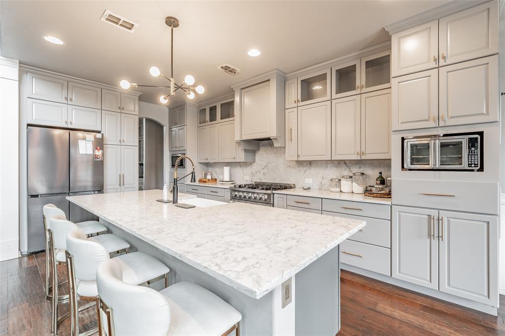 1112 Mesa Crest Drive