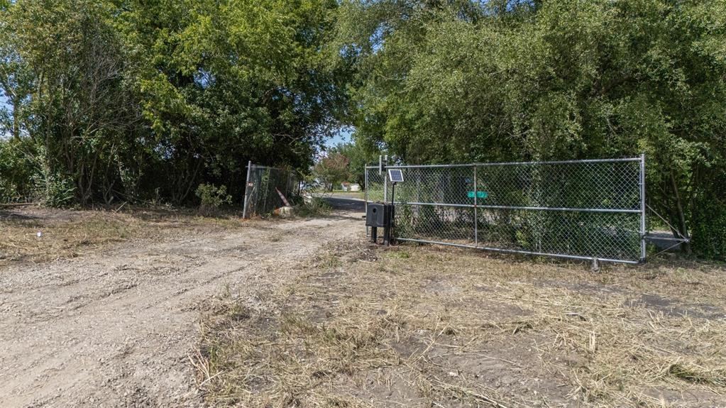 1065 Bluff Springs Road