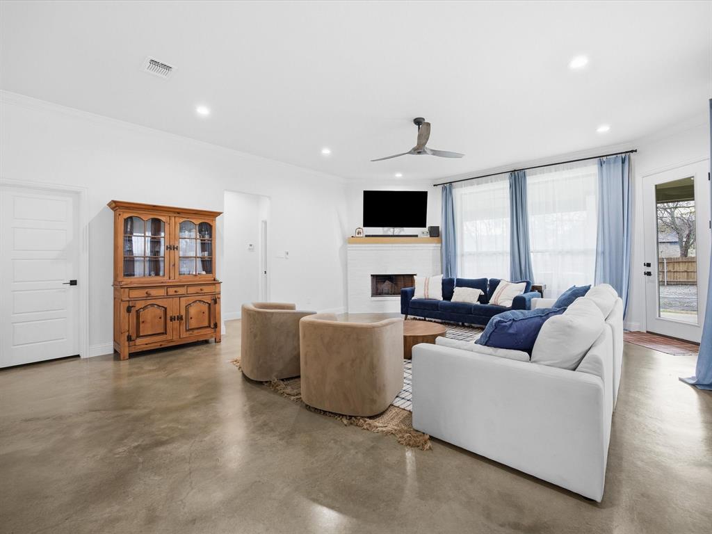 Pyramid Acres - Residential