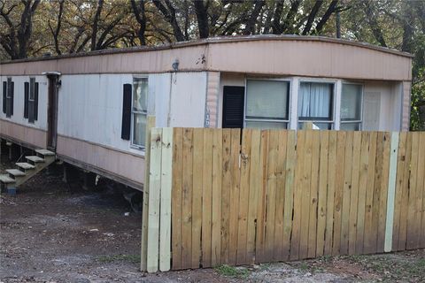 A home in Granbury