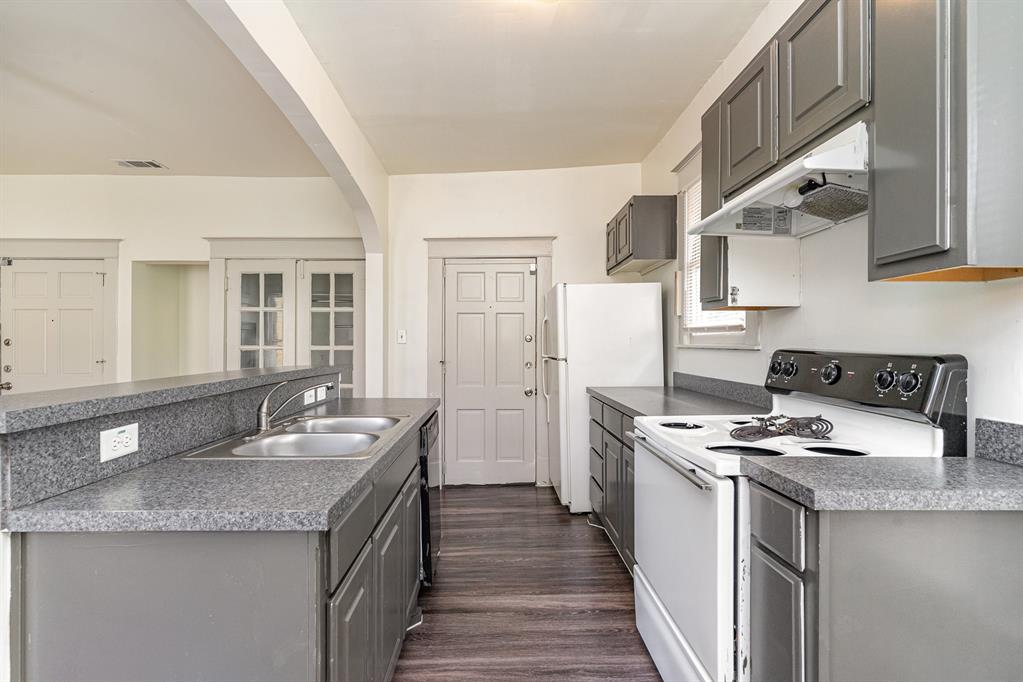 Oak Cliff Annex - Residential Income