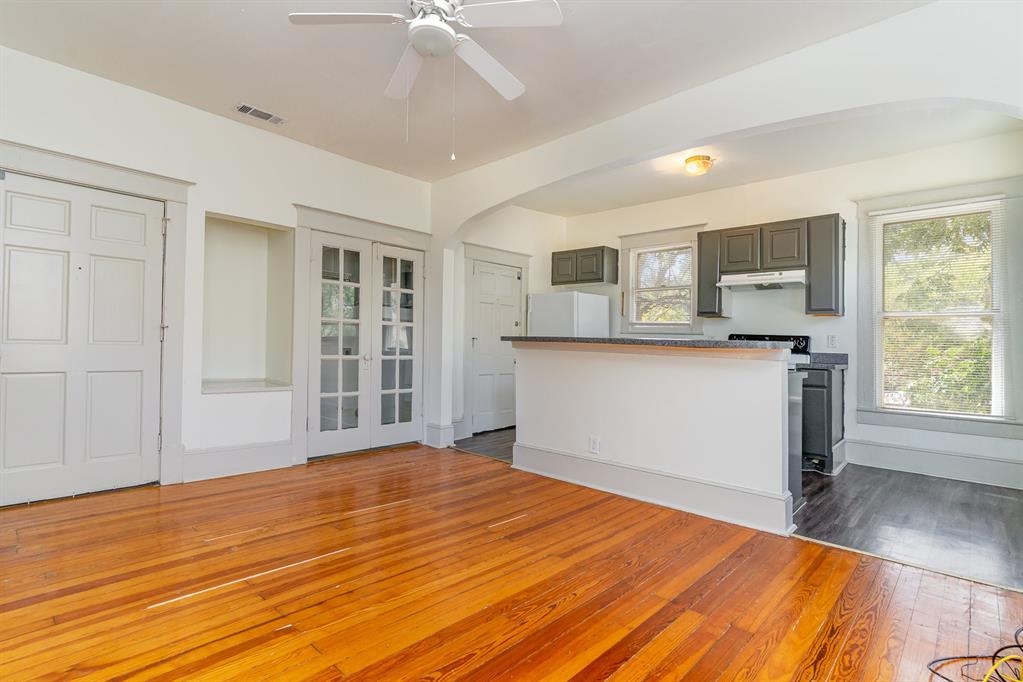 Oak Cliff Annex - Residential Income