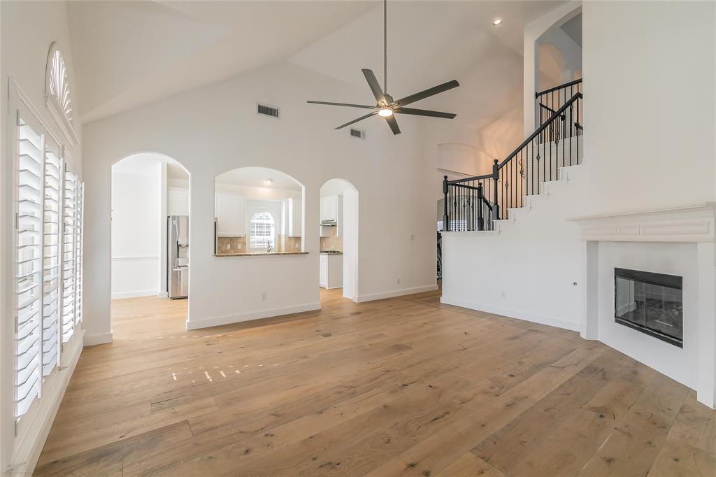 Villages Of Woodland Spgs W - Residential Lease