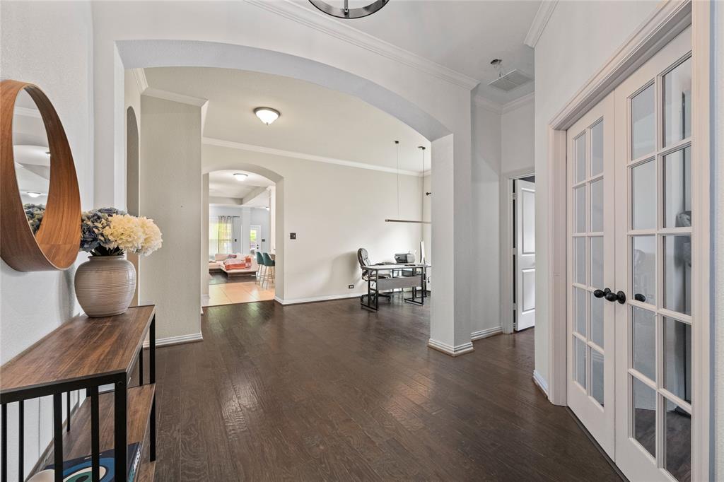 Dallas, Texas 75227, United States, 3 Bedrooms Bedrooms, ,3 BathroomsBathrooms,Residential,Pending,102284