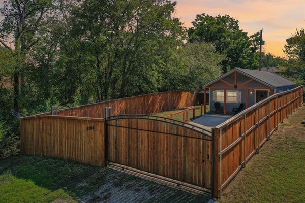 7167 FLORAL ST, AZLE, TX 76020 - Image 81354978ec6d24b7cd47bdbd5ef7dfad/1914615737