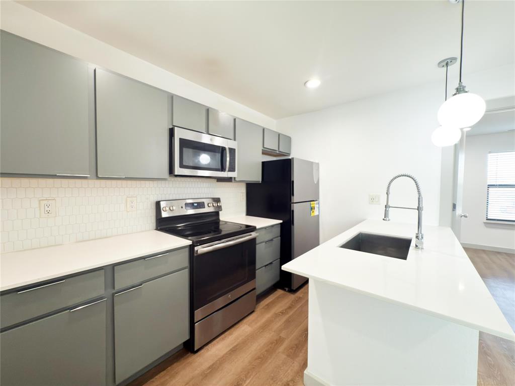 Alexander Park - Residential Lease