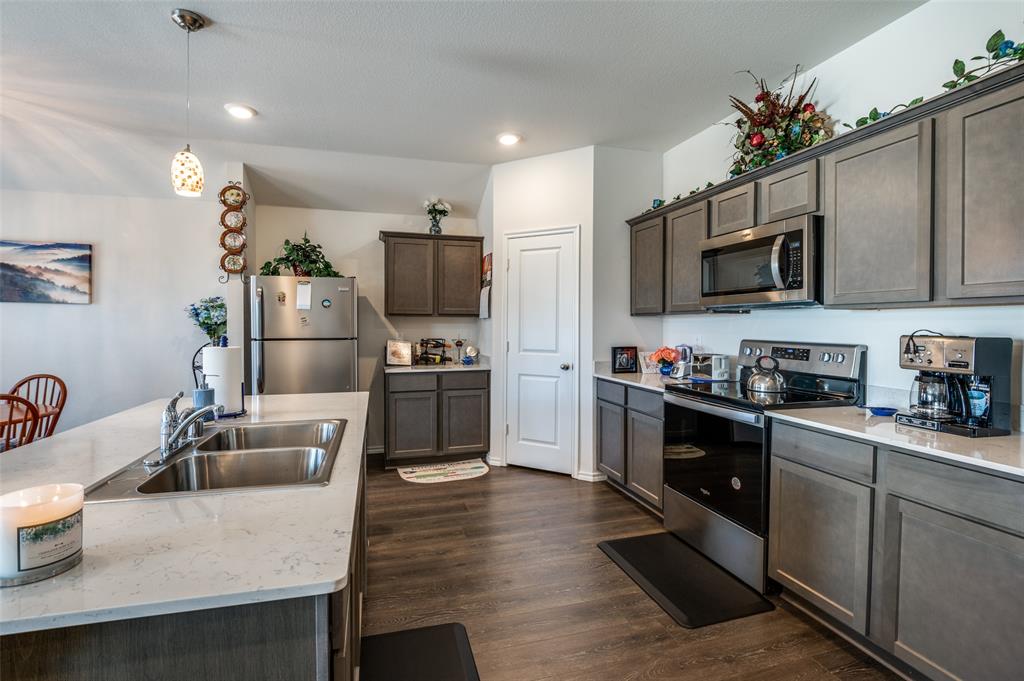 Magnolia Ph 6 - Residential Lease