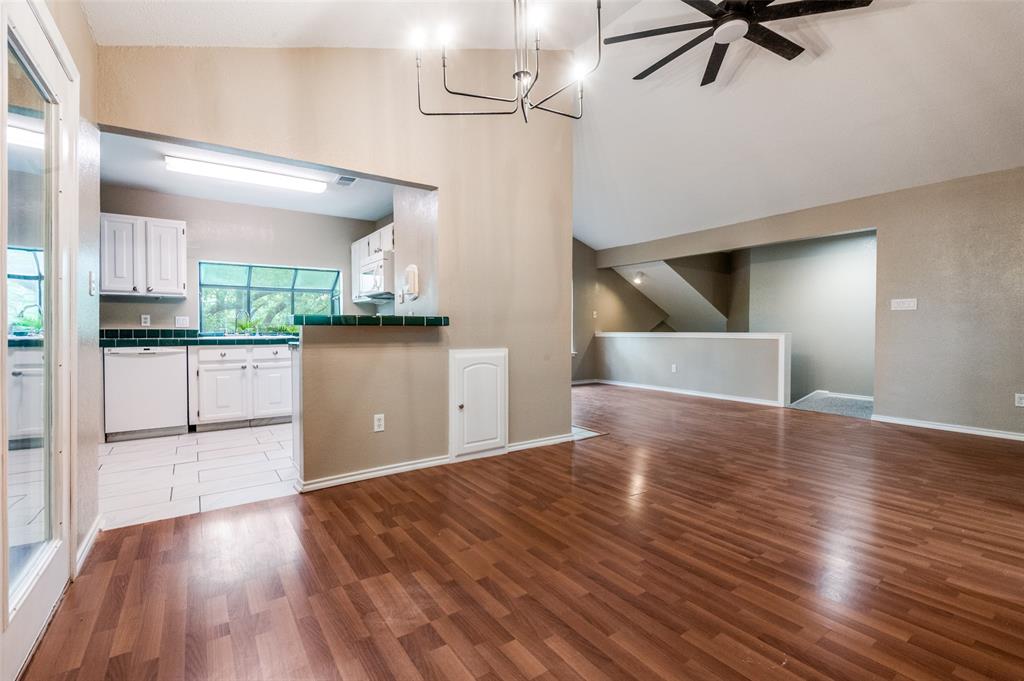 Manorhomes Of Wimbledon Condo - Residential