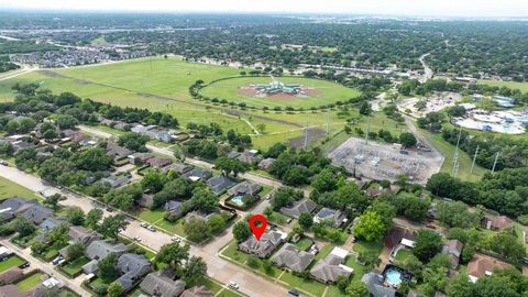 Tiny photo for 445 Trail View Lane, Garland, TX 75043 (MLS # 21244274)