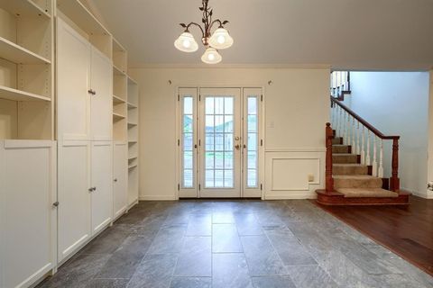 Tiny photo for 445 Trail View Lane, Garland, TX 75043 (MLS # 21244274)