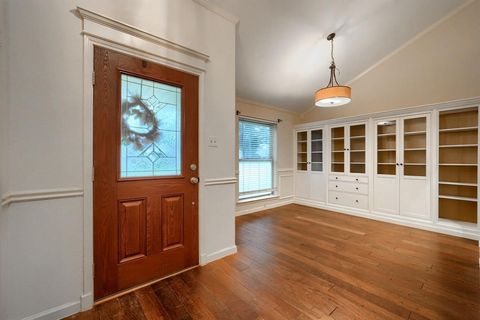 Tiny photo for 445 Trail View Lane, Garland, TX 75043 (MLS # 21244274)