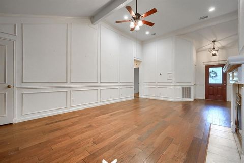 Tiny photo for 445 Trail View Lane, Garland, TX 75043 (MLS # 21244274)