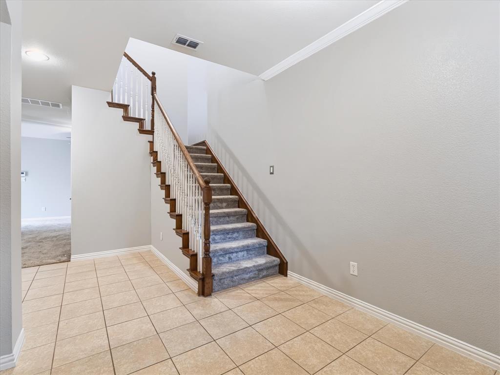 1707 Estacado Drive