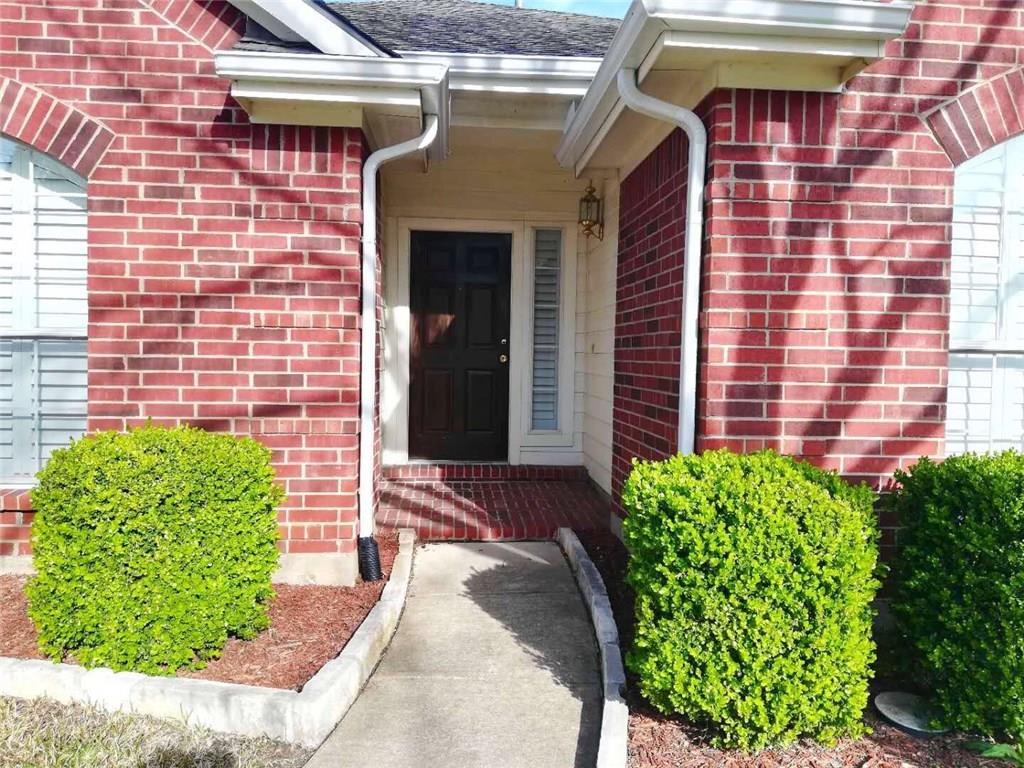 1724 River Oaks Drive
