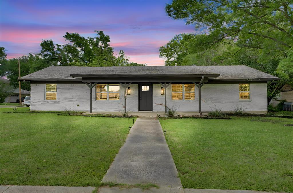Colonial Estate #1 - Residential