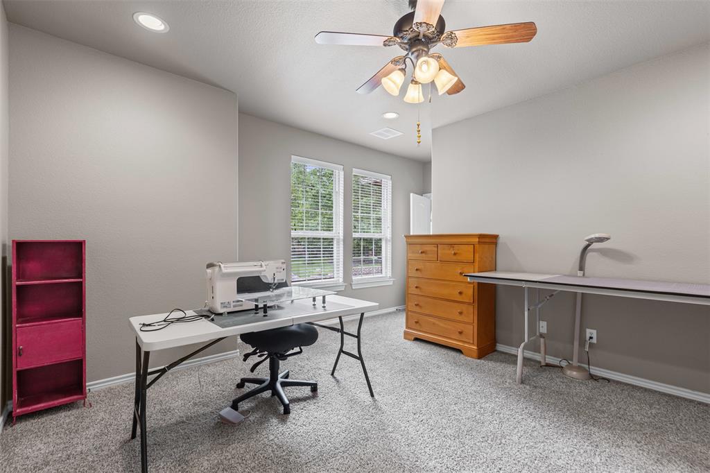 Burleson, Texas 76028, United States, 4 Bedrooms Bedrooms, ,4 BathroomsBathrooms,Residential,Pending,149665