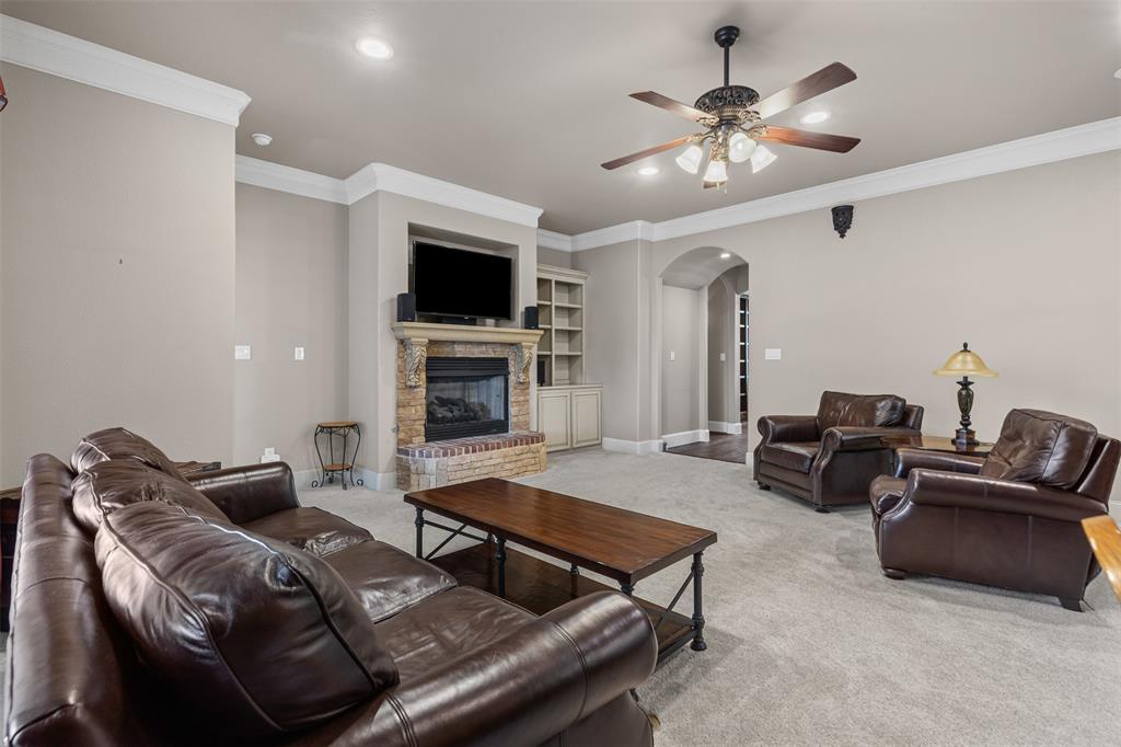 Burleson, Texas 76028, United States, 4 Bedrooms Bedrooms, ,4 BathroomsBathrooms,Residential,Pending,149665