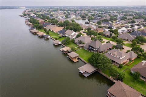 A home in Granbury