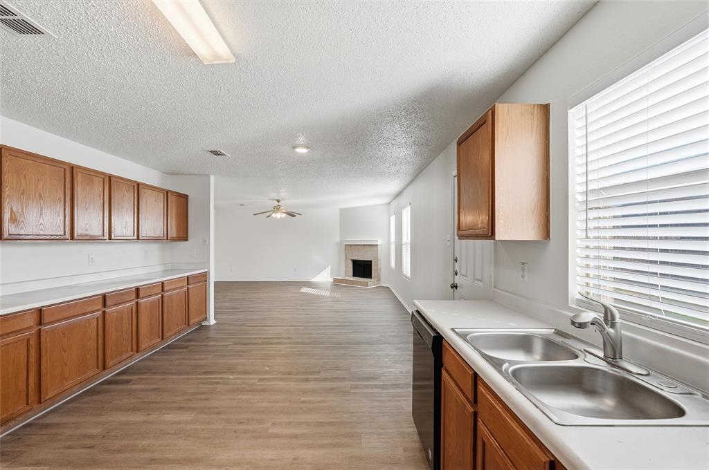 Vineyards At Heritage The - Residential