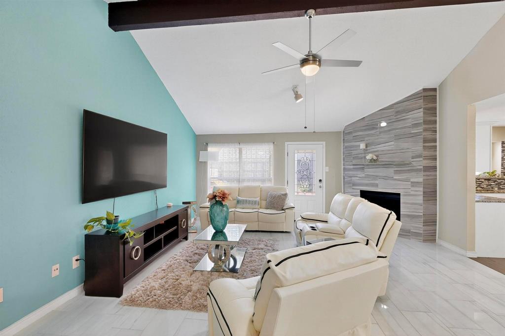 2658 Berkshire Lane