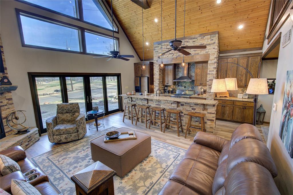 1080 Country Club Road