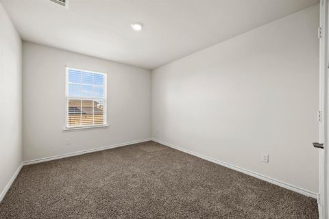 Tiny photo for 700 Cool Canyon Trail, Princeton, TX 75407 (MLS # 20972299)