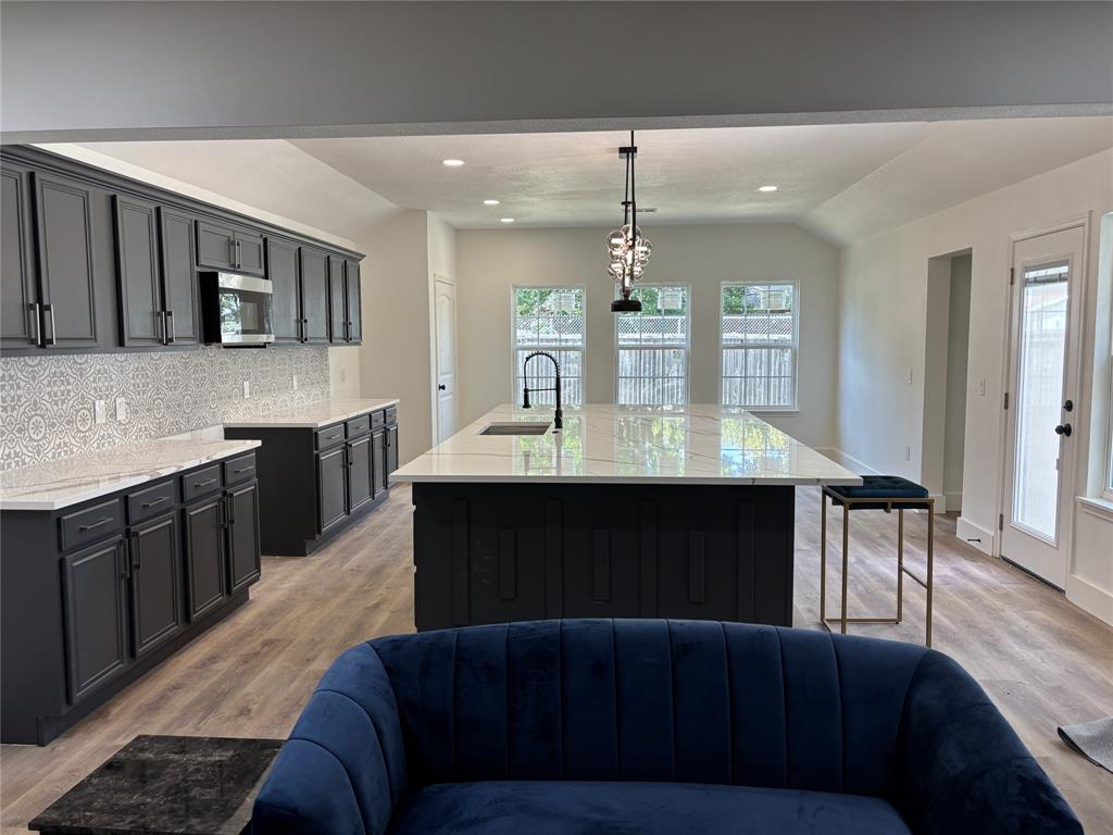5233 Arbor Glen Road