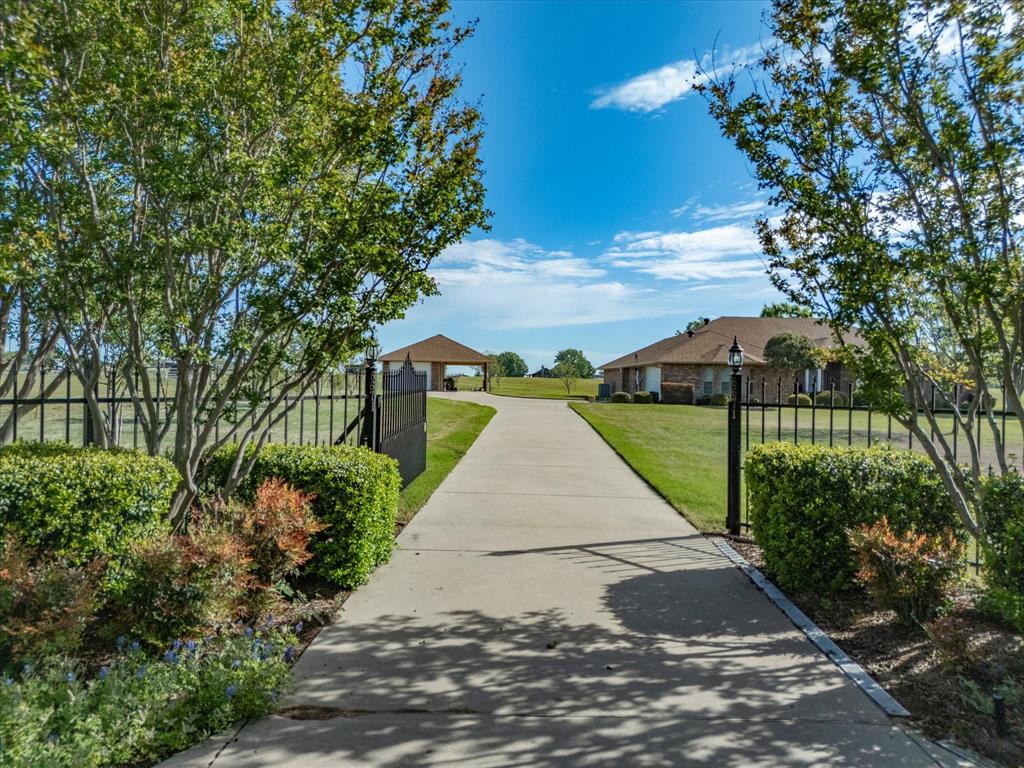 Cross Roads Farm - Residential