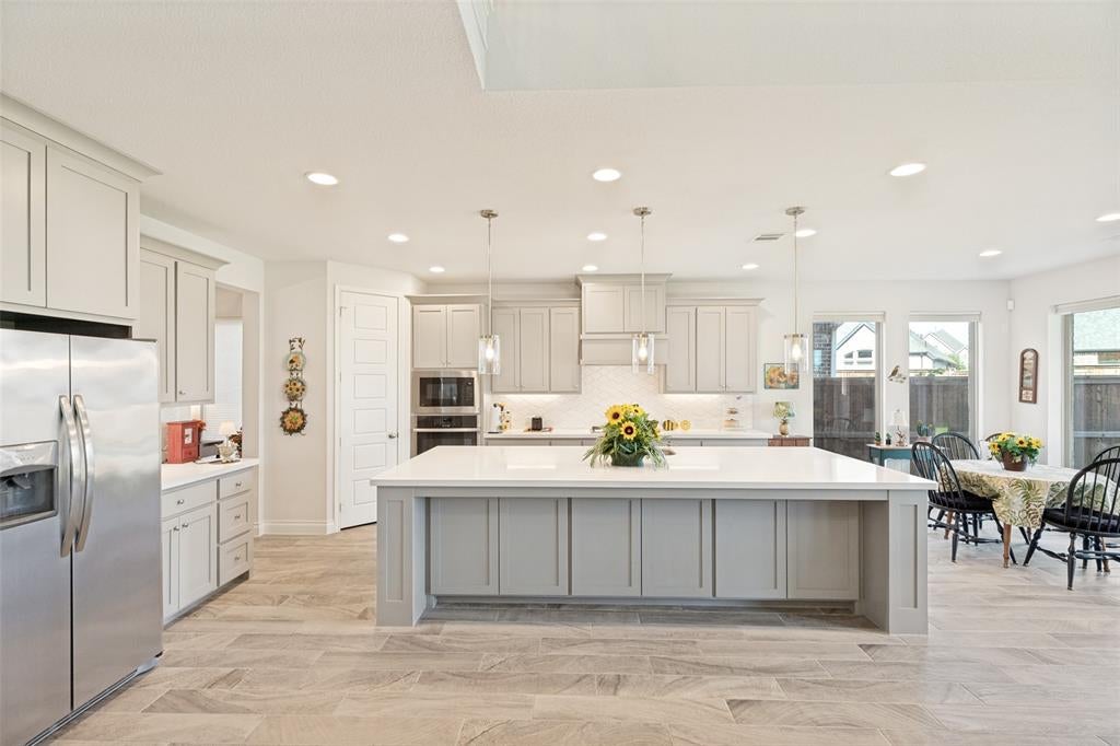 2491 Meadowbrook Boulevard