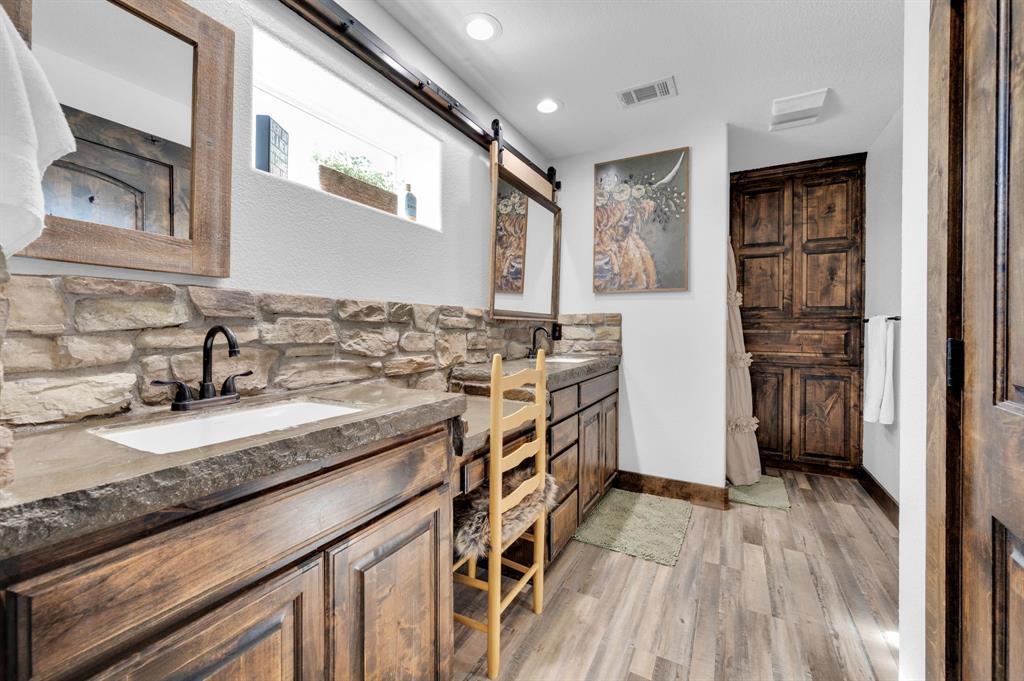 R E Campbell - Residential