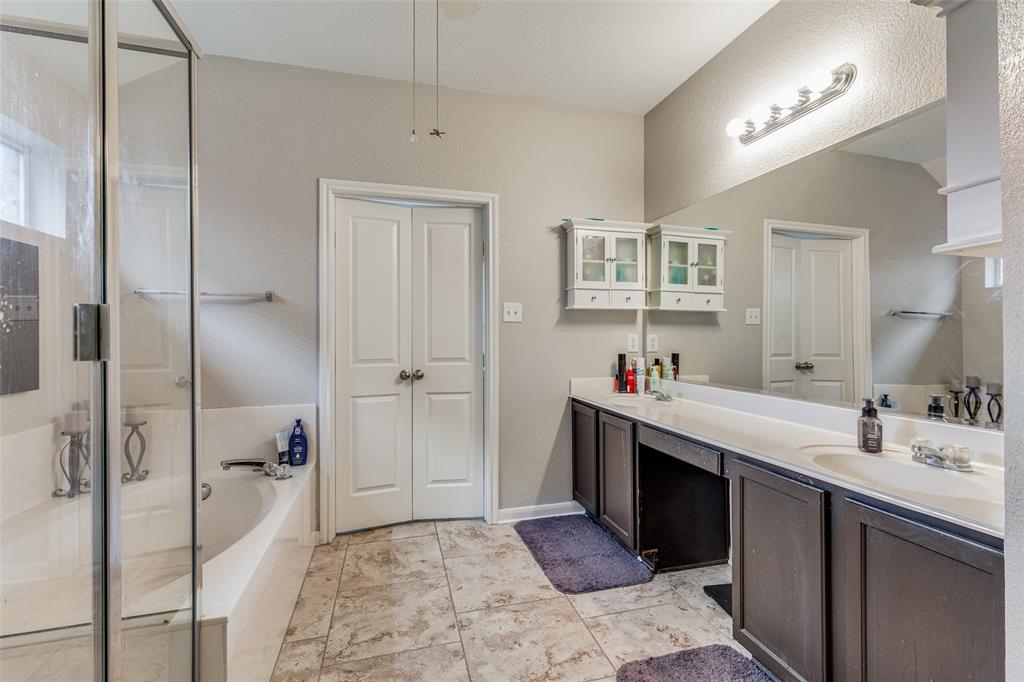 Mistletoe Hill Ph I & II - Residential Lease