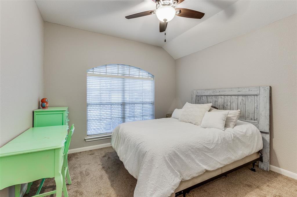 Mistletoe Hill Ph I & II - Residential Lease