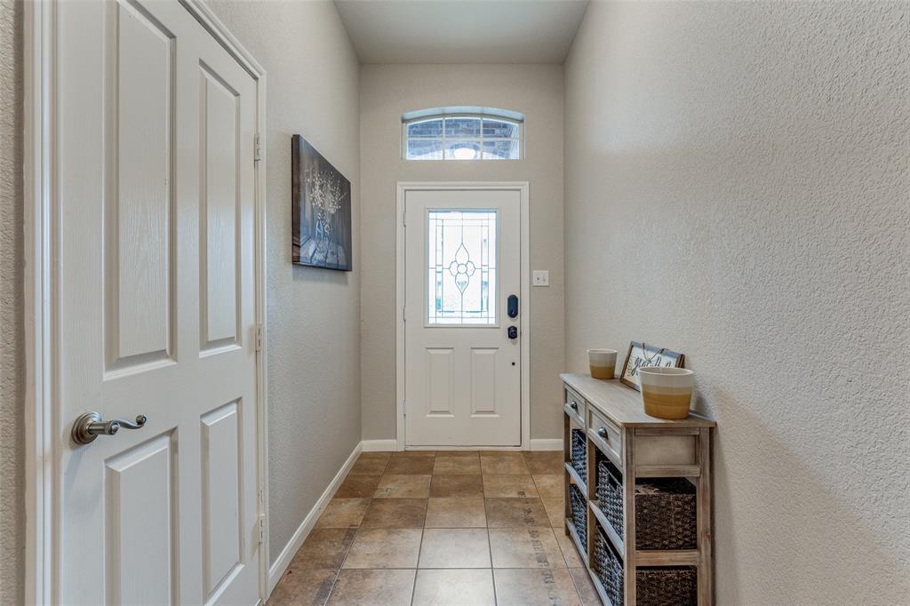 Mistletoe Hill Ph I & II - Residential Lease