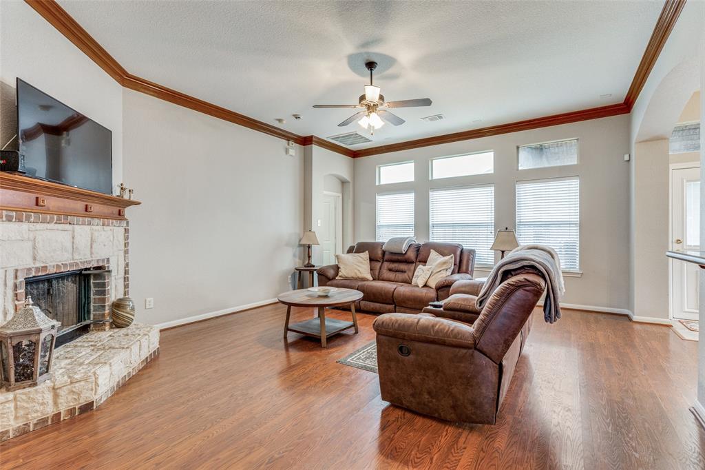 Mistletoe Hill Ph I & II - Residential Lease