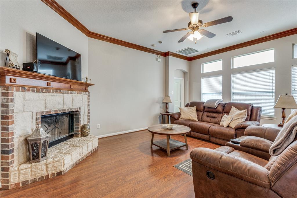 Mistletoe Hill Ph I & II - Residential Lease