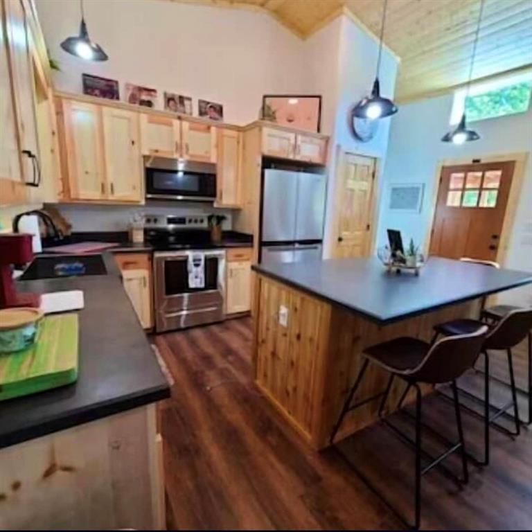 Colby Morehead 16 - Residential