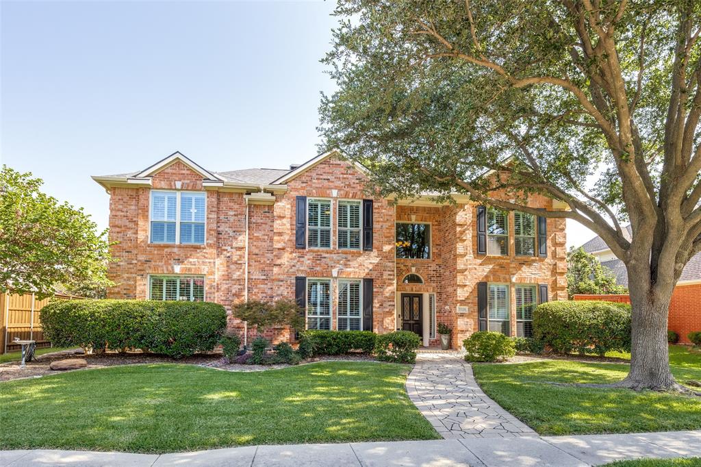 3729 Round Tree Way