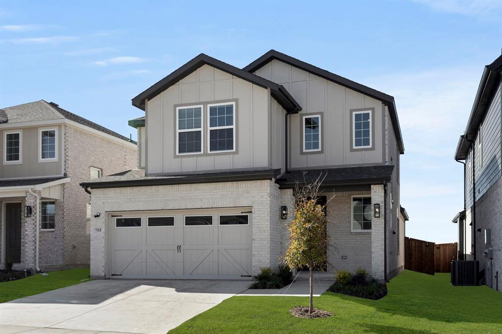 705 Valley Pines Drive