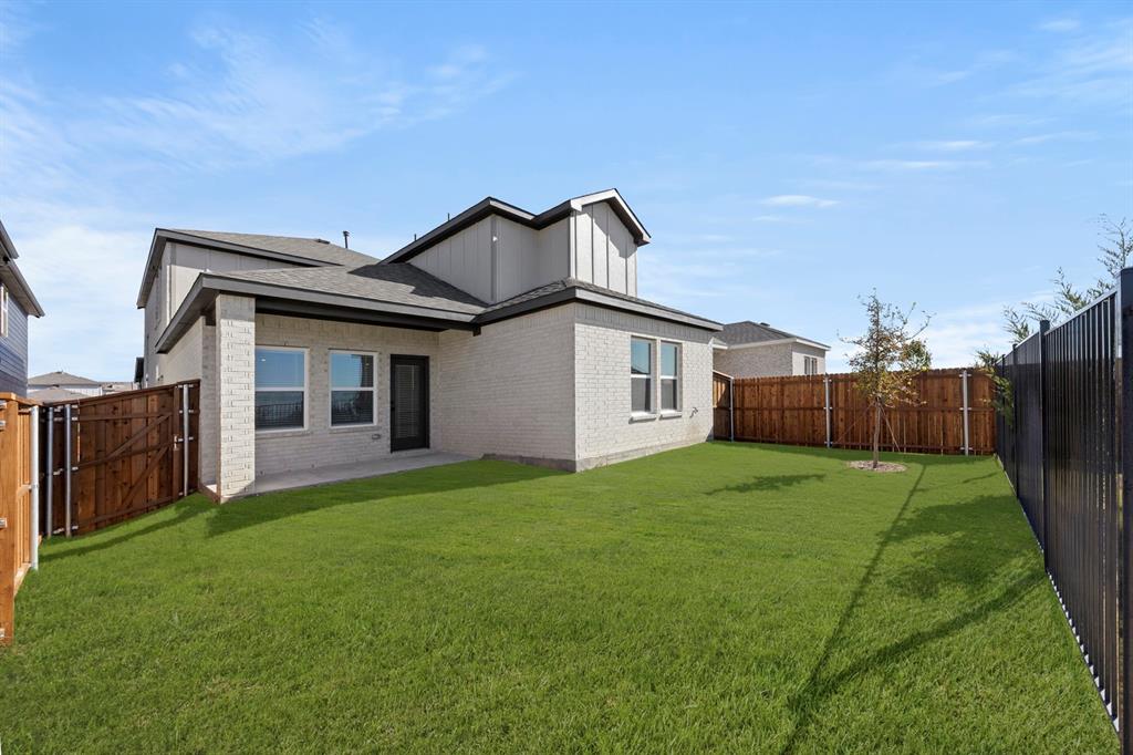 The Villages of Hurricane Creek Select Series - Residential