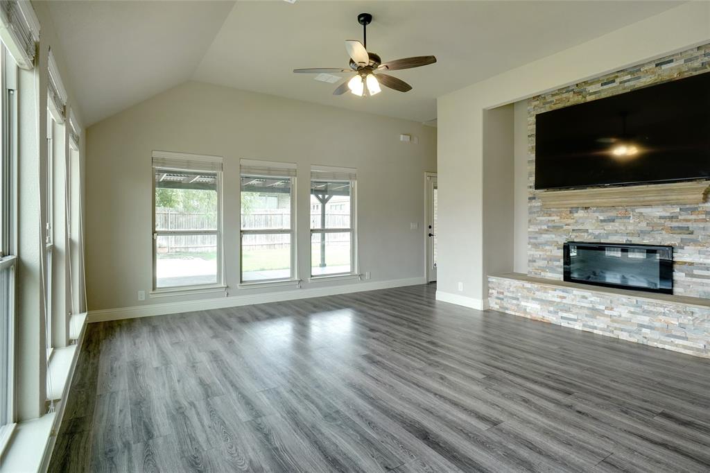 Crestview Ph III - Residential