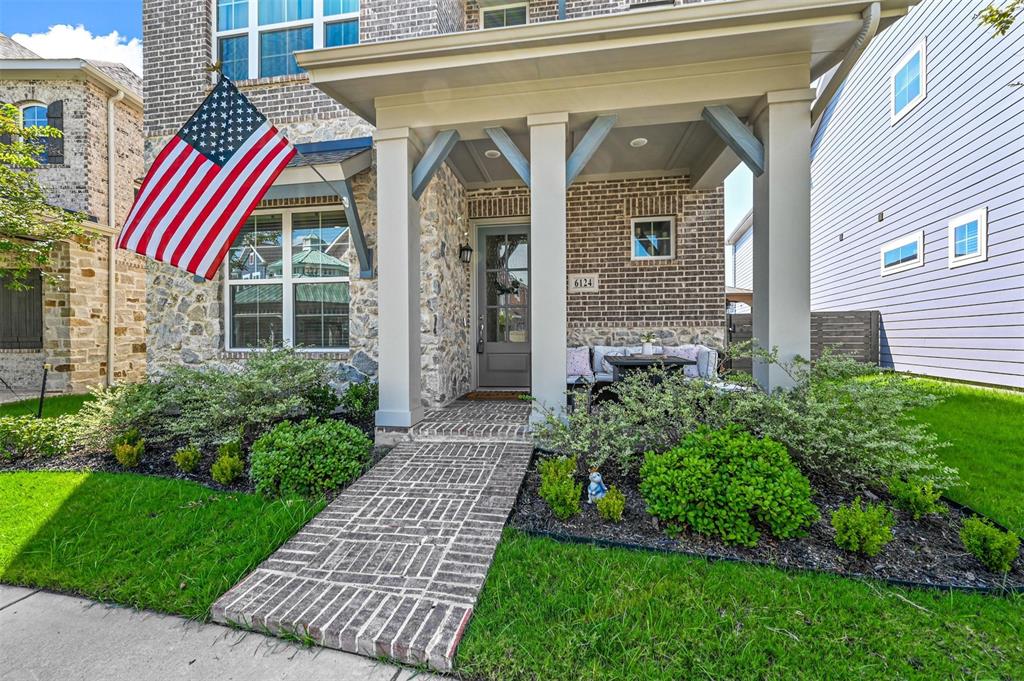 6124 Mayfair Mews